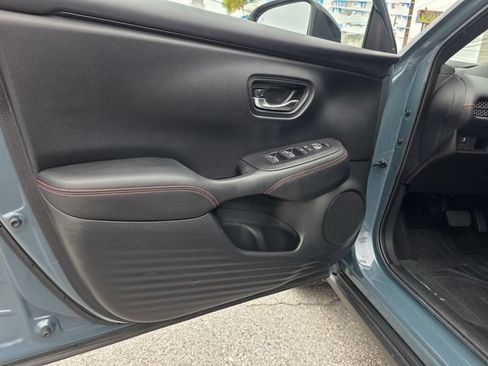 Used 2024 Honda HR-V Sport image 18