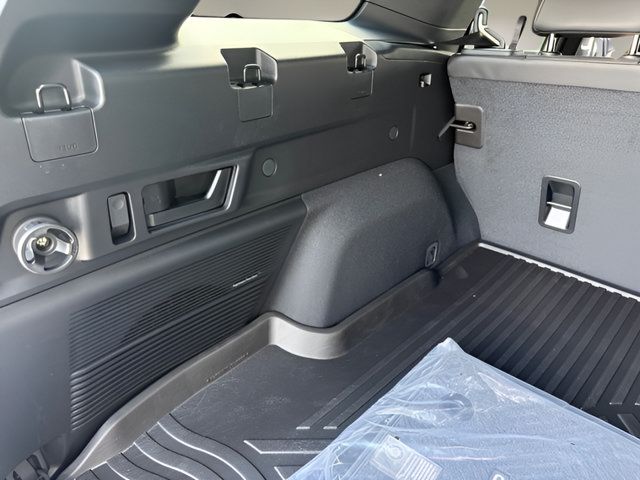 New 2026 Subaru Outback Limited AWD/4WD image 30