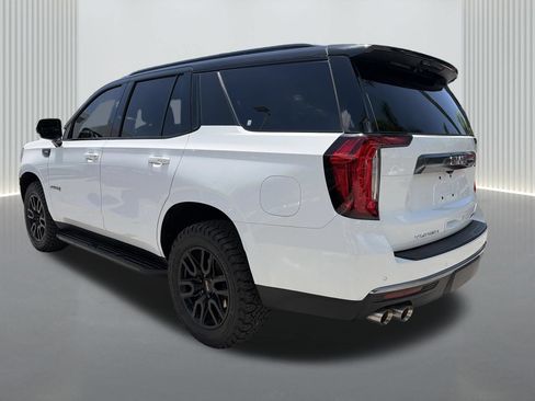 Used 2023 GMC Yukon AT4 w/ Technology Package AWD/4WD image 7