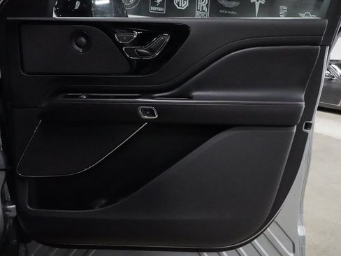 Used 2023 Lincoln Aviator Grand Touring AWD/4WD image 33