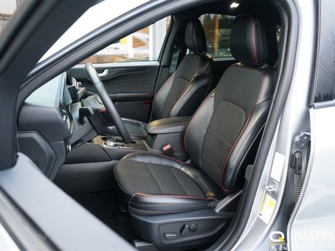 Used 2024 Ford Escape ST-Line image 15