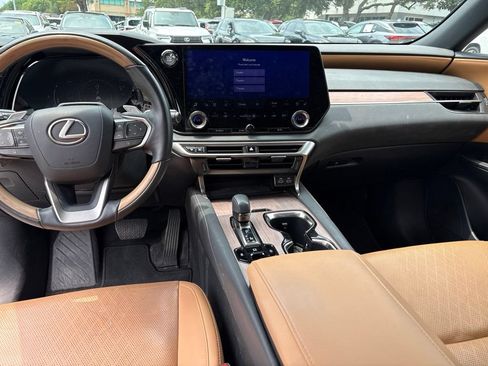Used 2024 Lexus RX 350 Premium Plus w/ Convenience Package FWD image 17