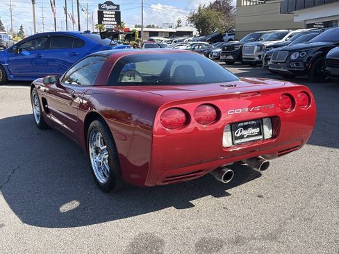 Used 1999 Chevrolet Corvette Coupe w/ Roof Pkg RWD image 5