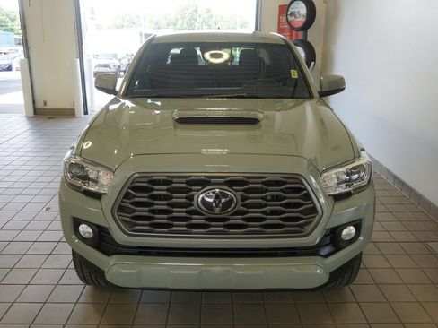 Certified 2023 Toyota Tacoma TRD Sport AWD/4WD image 13