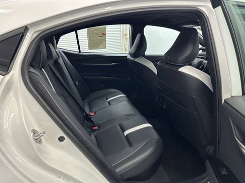 Used 2025 Toyota Camry SE FWD image 16