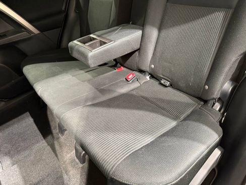 Used 2015 Toyota RAV4 XLE image 21