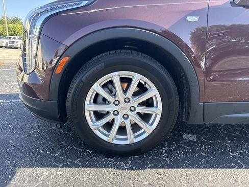 Certified 2023 Cadillac XT4 Luxury w/ Cold Weather Package FWD image 12