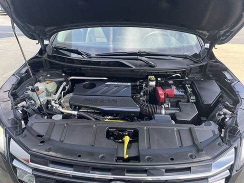 Used 2025 Nissan Rogue SV AWD/4WD image 42