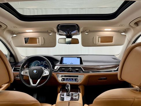 Used 2016 BMW 750i xDrive image 60