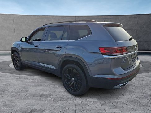 Used 2022 Volkswagen Atlas SE w/ Panoramic Sunroof Package image 7