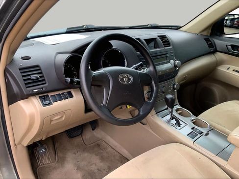 Used 2010 Toyota Highlander 2WD image 15