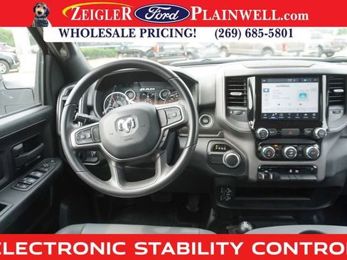 Used 2023 RAM 3500 Tradesman w/ Convenience Group image 12