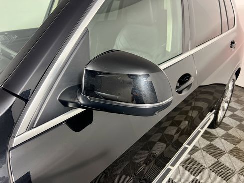 Used 2024 BMW X7 xDrive40i image 12