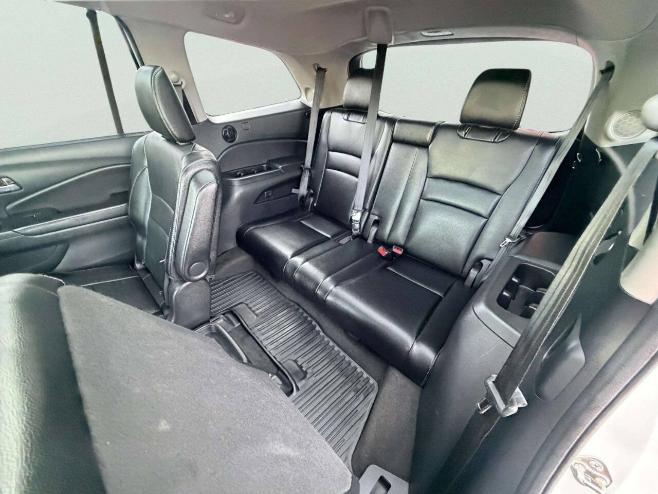 Used 2016 Honda Pilot Elite image 28