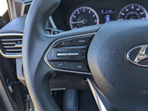 Used 2020 Hyundai Santa Fe SE image 29