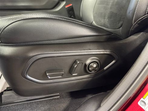 Used 2024 Jeep Grand Cherokee L Altitude image 13