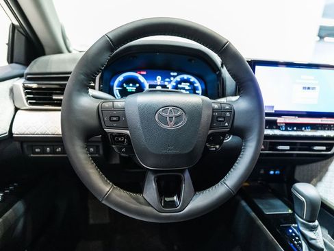 New 2026 Toyota Camry XLE AWD/4WD image 16