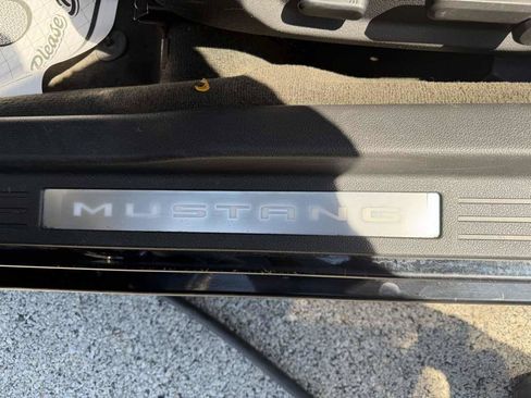 Used 2014 Ford Mustang Premium RWD image 10