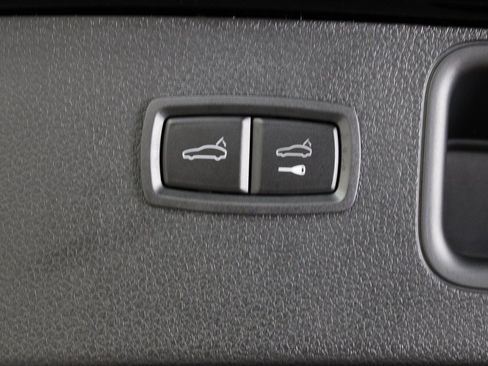 New 2026 Porsche Macan AWD/4WD image 18