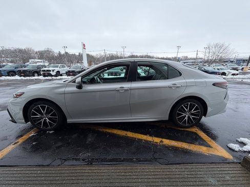 Certified 2023 Toyota Camry SE image 8