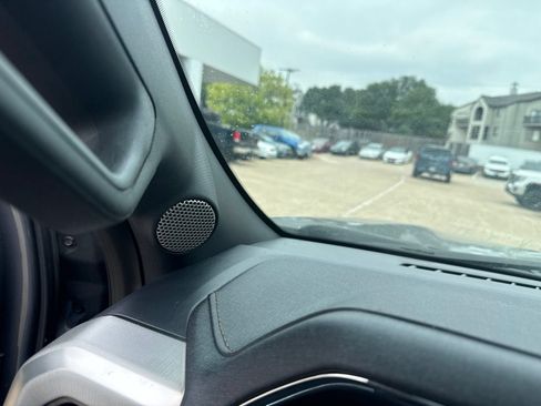 Used 2024 Ford F150 Lariat w/ FX4 Off-Road Package AWD/4WD image 32