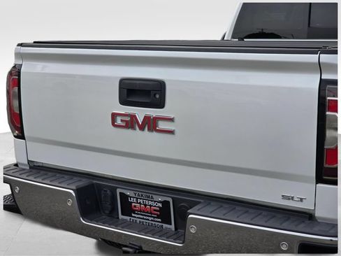 Used 2018 GMC Sierra 1500 SLT AWD/4WD image 13
