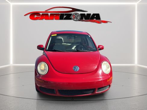 Used 2010 Volkswagen Beetle Coupe FWD image 13