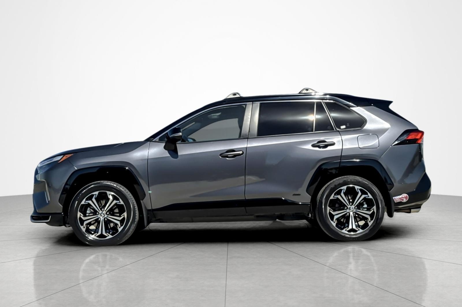 Certified 2024 Toyota RAV4 XSE w/ Weather Package AWD/4WD image 2