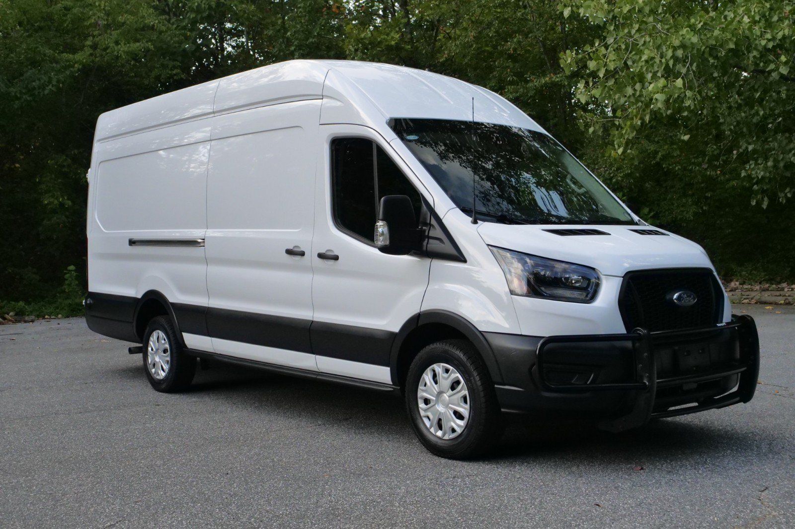 Used 2025 Ford Transit 350 148 High Roof Extended w/ Load Area Protection Package RWD image 4