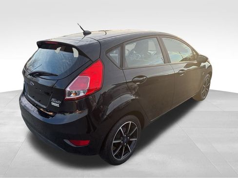 Used 2018 Ford Fiesta SE image 6