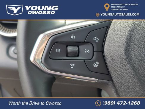 Used 2025 Chevrolet Trax ACTIV w/ Sunroof Package FWD image 14