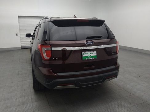 Used 2019 Ford Explorer XLT w/ Equipment Group 202A AWD/4WD image 6