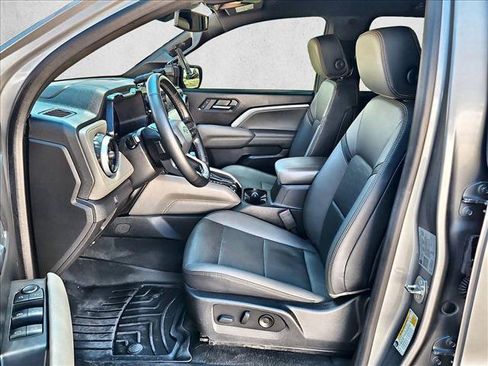 Certified 2023 Chevrolet Colorado ZR2 w/ ZR2 Convenience Package III AWD/4WD image 15