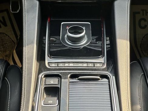 Used 2020 Jaguar F-PACE S image 30