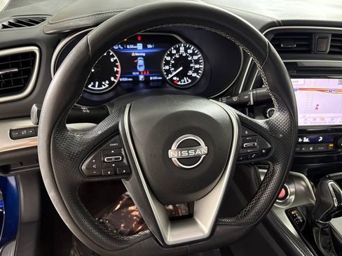 Used 2023 Nissan Maxima SV w/ Floor Mat Group FWD image 23