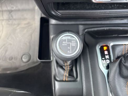 Used 2021 Jeep Wrangler Unlimited Sahara image 23