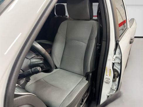 Used 2023 RAM 2500 Big Horn w/ Level 2 Equipment Group image 18