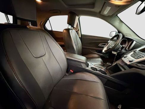 Used 2016 Chevrolet Equinox LTZ w/ Enhanced Convenience Package image 27