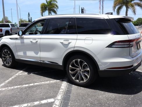 New 2025 Lincoln Aviator 2WD w/ Equipment Group 101A image 5