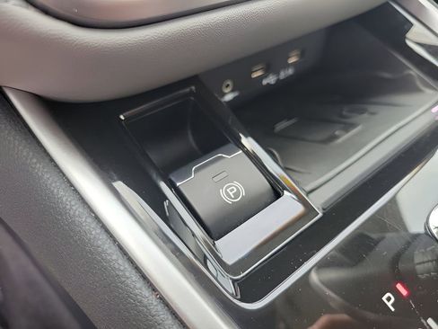 Used 2020 Subaru Outback Limited w/ Popular Package #2 image 21