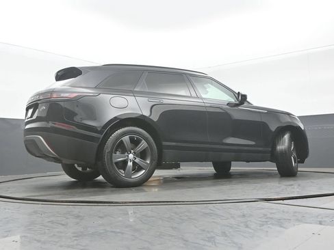 Used 2019 Land Rover Range Rover Velar S AWD/4WD image 32