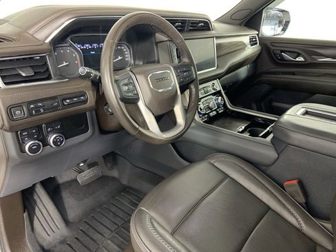 Used 2021 GMC Yukon Denali image 25