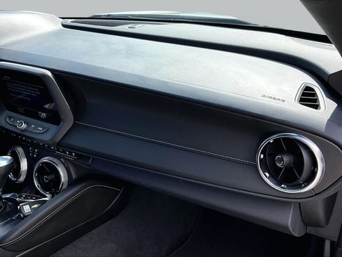 Used 2024 Chevrolet Camaro LT RWD image 17