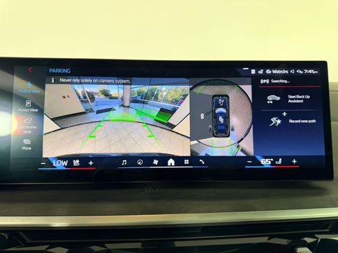 Certified 2025 BMW X7 M60i AWD/4WD image 31