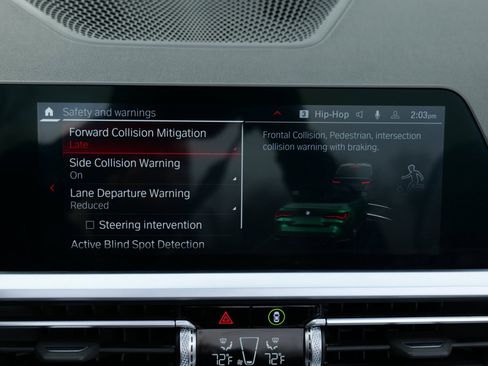 Used 2022 BMW M4 xDrive Competition image 26