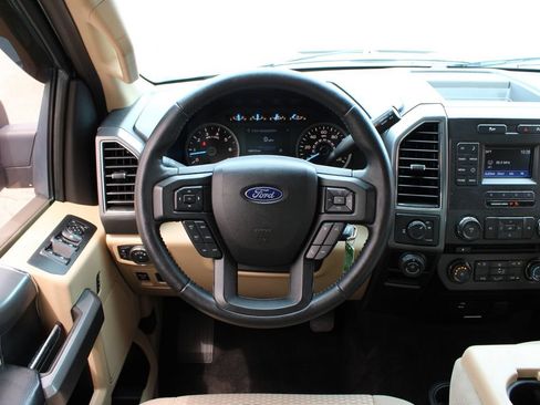 Used 2017 Ford F150 XLT w/ Equipment Group 301A Mid RWD image 9