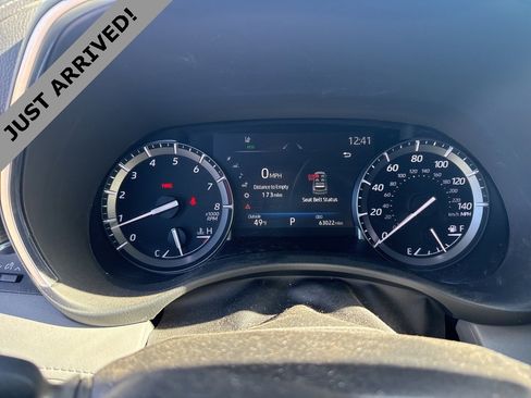 Used 2021 Toyota Highlander Platinum image 9