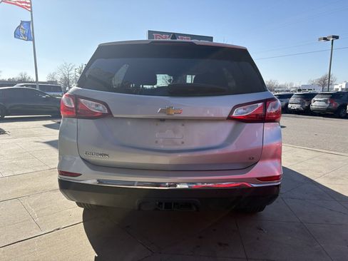 Used 2020 Chevrolet Equinox LT image 8