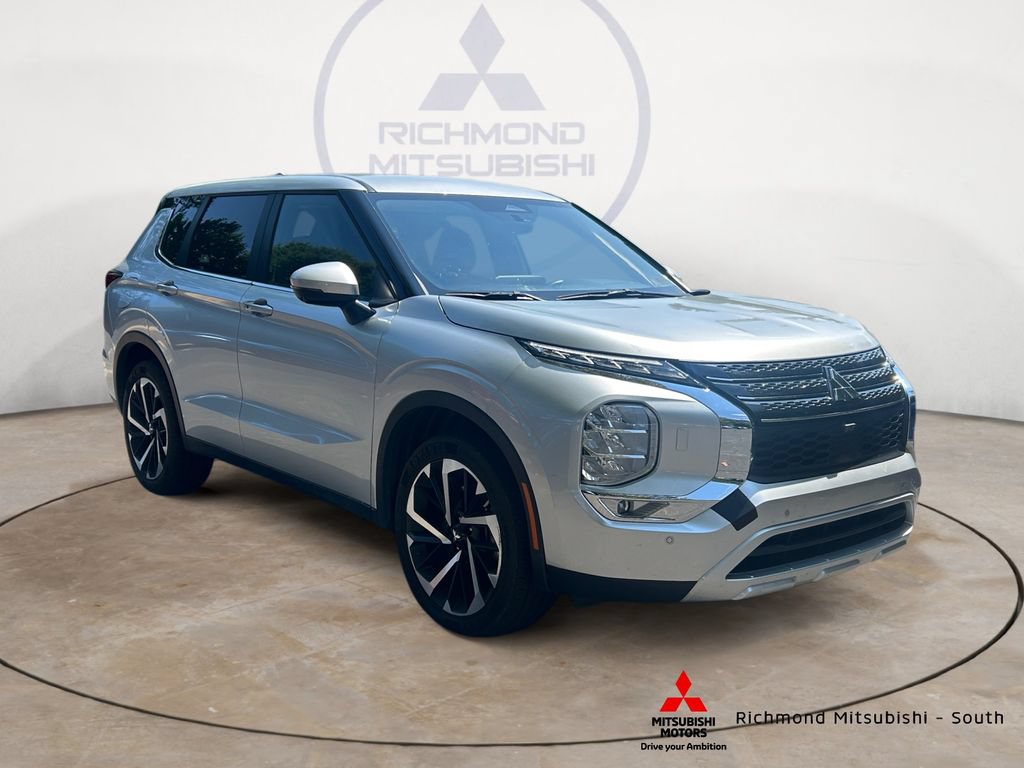 Used 2024 Mitsubishi Outlander SE Black Edition AWD/4WD image 1