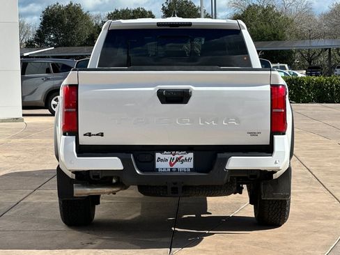 New 2026 Toyota Tacoma TRD Off-Road image 5